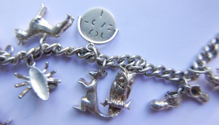 Vintage Heavy Sterling Silver Charm Bracelet length 7" - 37,9g