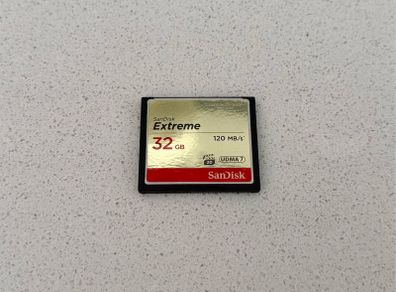 32GB SanDisk Extreme Compact Flash card