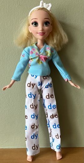 Disney Rapunzel Doll( Damaged)
