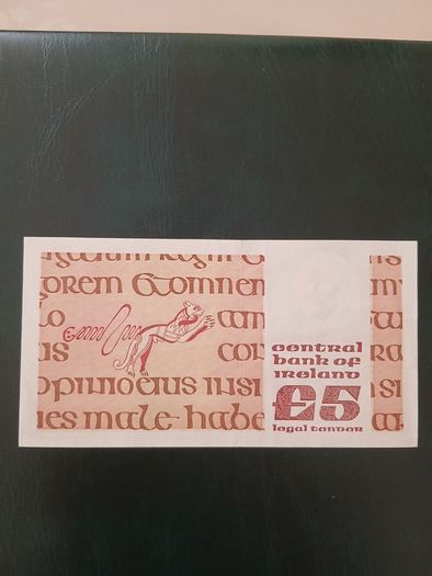 Irish 5 Pound Note - 1993 Series