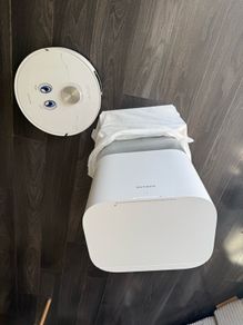 Dreame L10s Ultra Gen 3 Robot Vacuum and Mop,Like New, Used Once