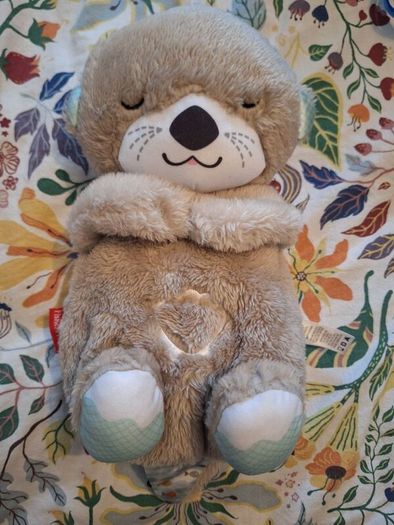 Fisher-Price Soothe 'n Snuggle Otter- portable baby sleep aid.