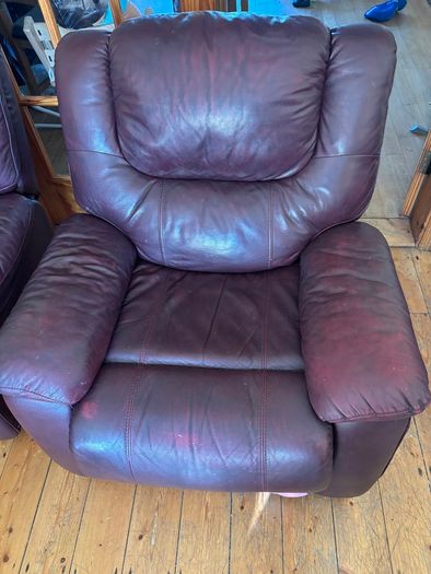 Sofa & 3 recliner chairs