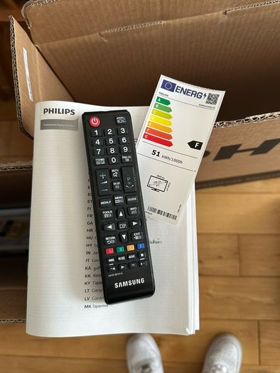 Samsung 43 4K UHD Smart TV HG43EJ690UB  Excellent Condition