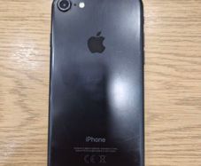 iPhone 7 (32GB)