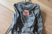 Fjallraven Kanken schoolbag