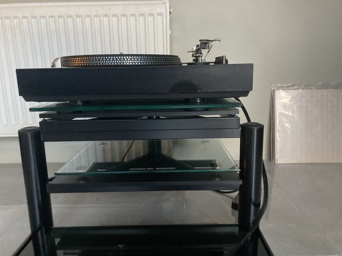 Turntable Audio Dynamic Corp ADC 3001
