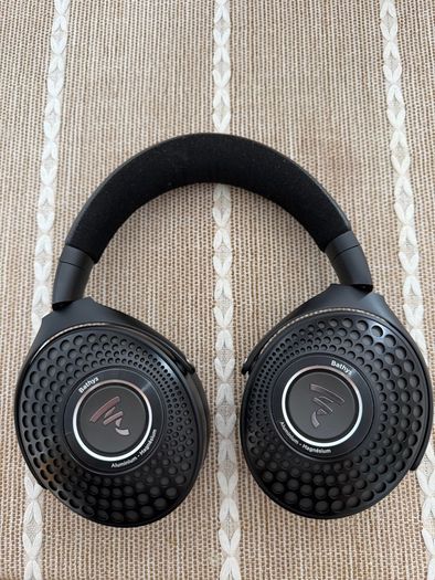 Focal Bathys Audiophile Bluetooth High End Headphones