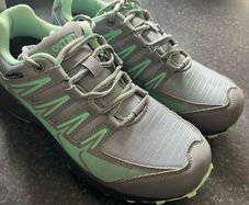 OUTJET Women's Waterproof Hiking shoes