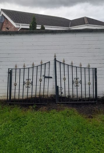 Set of gates