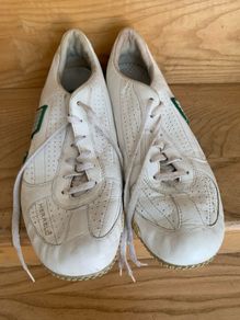 mens walking shoes