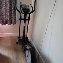 Nordictrack Audiostrider 400 Elliptical Cross Trainer