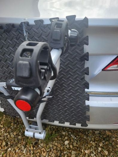 Thule bike rack for  2 bikes (tow bar connection)