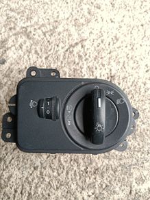 Ford Fiesta MK5 light switch