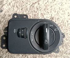 Ford Fiesta MK5 light switch