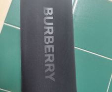 Burberry toiletry bag