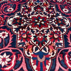 Magnificent Large Persian Bakhtiari Rug | Hand-Knotted Wool | 380cm X 260cm
