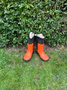 Oregon Chainsaw boots size 10.5