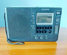 Sony Radio ICF-SW30 With Box, perfect condition, works well.