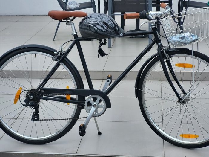 City Bike  By Reids With Helmet V.g.c