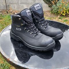 Steel toe work boots