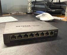 Netgear GS108E Managed Switch 8 Port Gigabit Ethernet LAN (Condition: Very Good)