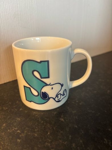 Vintage Peanuts Snoopy Collectible Cup