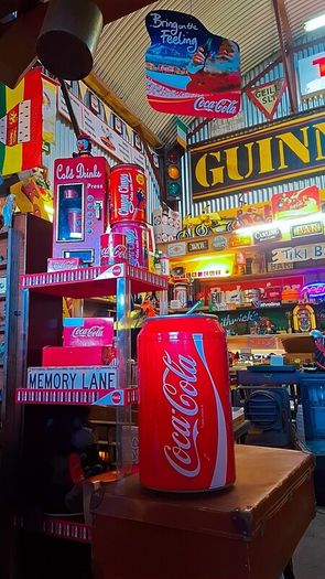 Vintage Retro coca cola can mini fridge