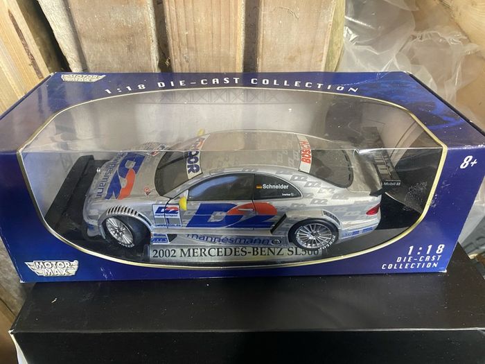 1:18 Mercedes SL500 touring diecast. Genuine model