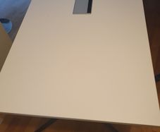 Haworth flip top Planes office table white 160 x 80 cm with cable management RRP  new 500e+