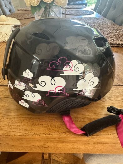Girls Giro Ski Helmet - suit age 6-12
