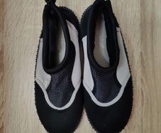beach shoes