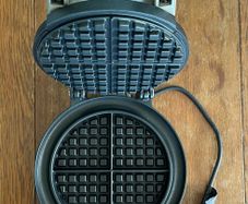 Sage Waffle Maker