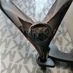 New Michael Kors Flip Flops