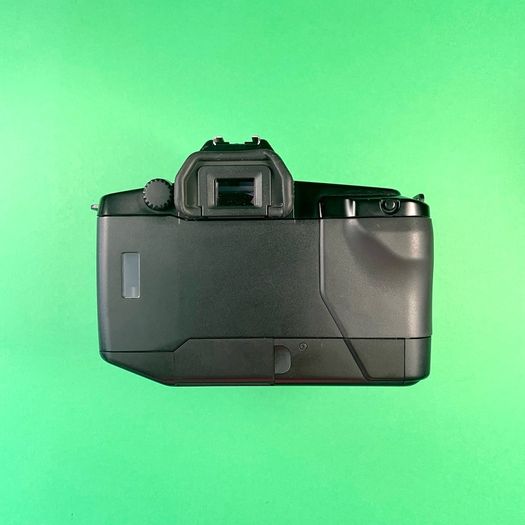 Canon Eos 650 + 2 Lens
