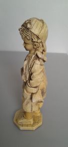 Figurine