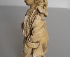 Figurine