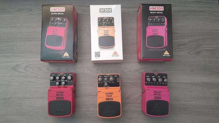 Behringer HM300 + UM300 + SF300 Guitar Pedal Set