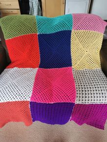 NEW - Hand Knitted throw blanket