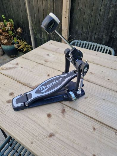 bass drum pedal