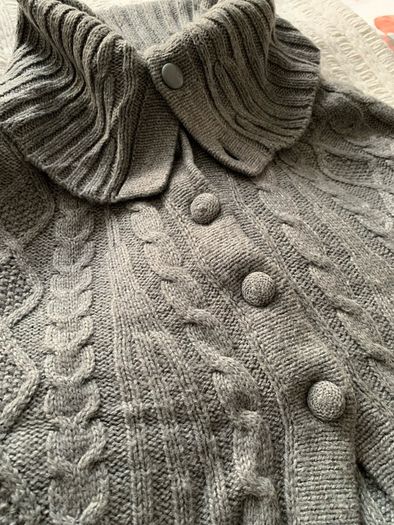 H&M sweater poncho size S