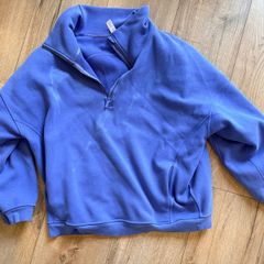 lululemon scuba quarter zip - has stains