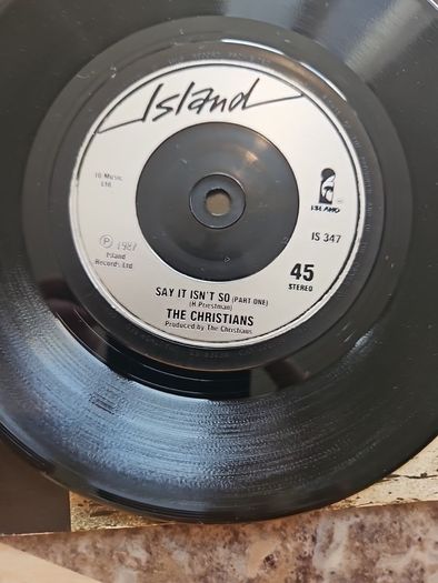 The Christians 7" - Ideal World