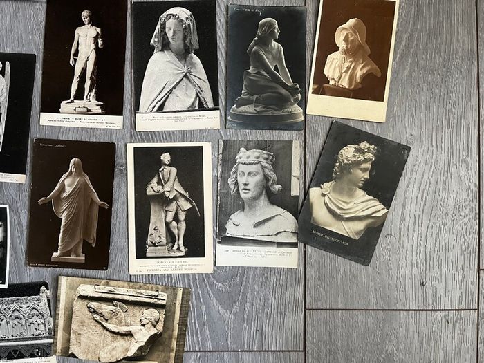 Vintage postcards of statues & artwork x 38. 3 for 1 euro or 10 quid the lot