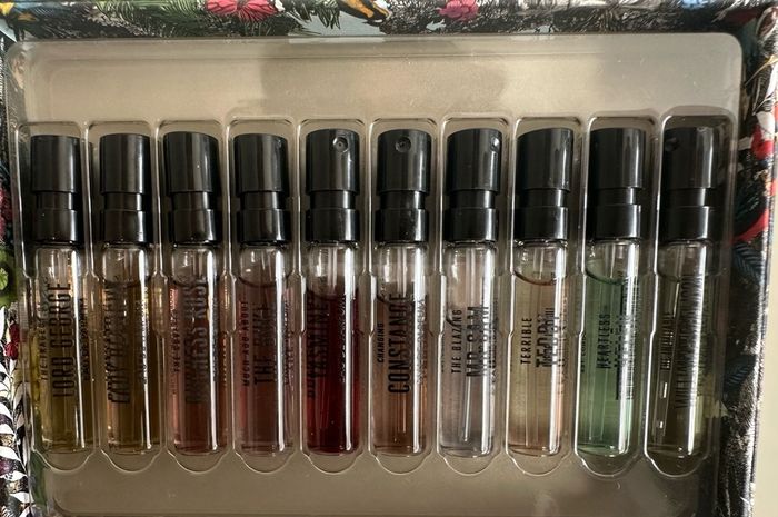 Official Perfume Samples and Miniatures