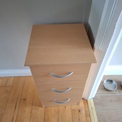 Bedside Locker free to take away
