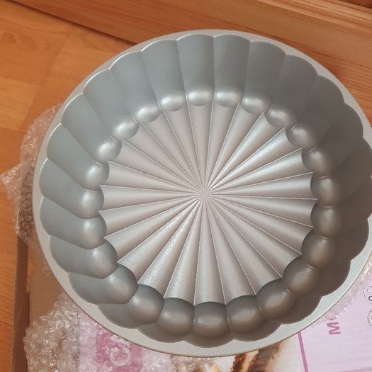 Charlotte cake, 25 cm diameter corrugated baking tin