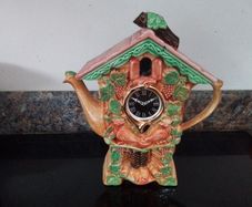 Swinside Ceramic Swiss Clock Novelty Teapot