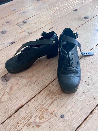 Inishfree Irish Dancing Hard Shoes - size 13