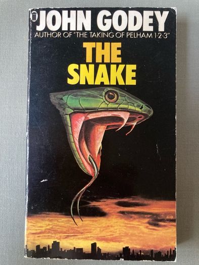MASSIVE BOOK SALE - Vintage Paperbacks, Irish Authors & Bestsellers - Dublin